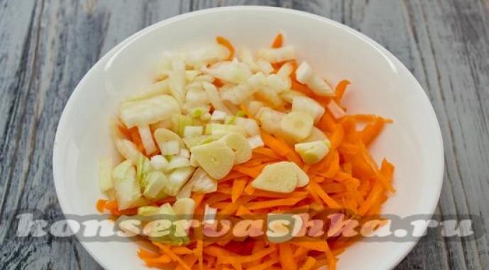 Salads for the winter: “Golden recipes